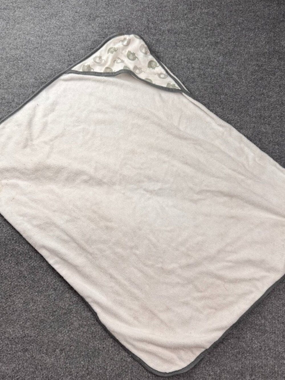 Baby Hooded Bath Towel White Gray Elephant Print Corner Hood 29"x26" Terrycloth